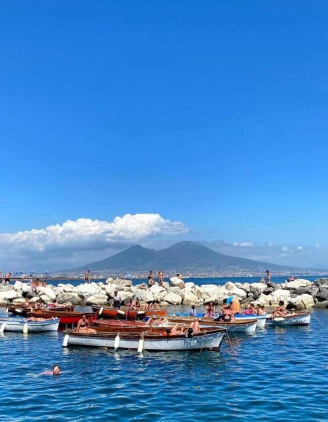 Bed and Breakfast Casa Pupetta Napoli Esterno foto